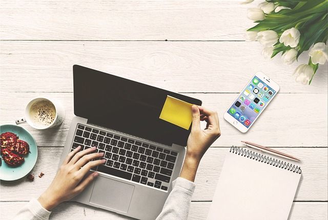 cómo ganar dinero con Amazon en 2025